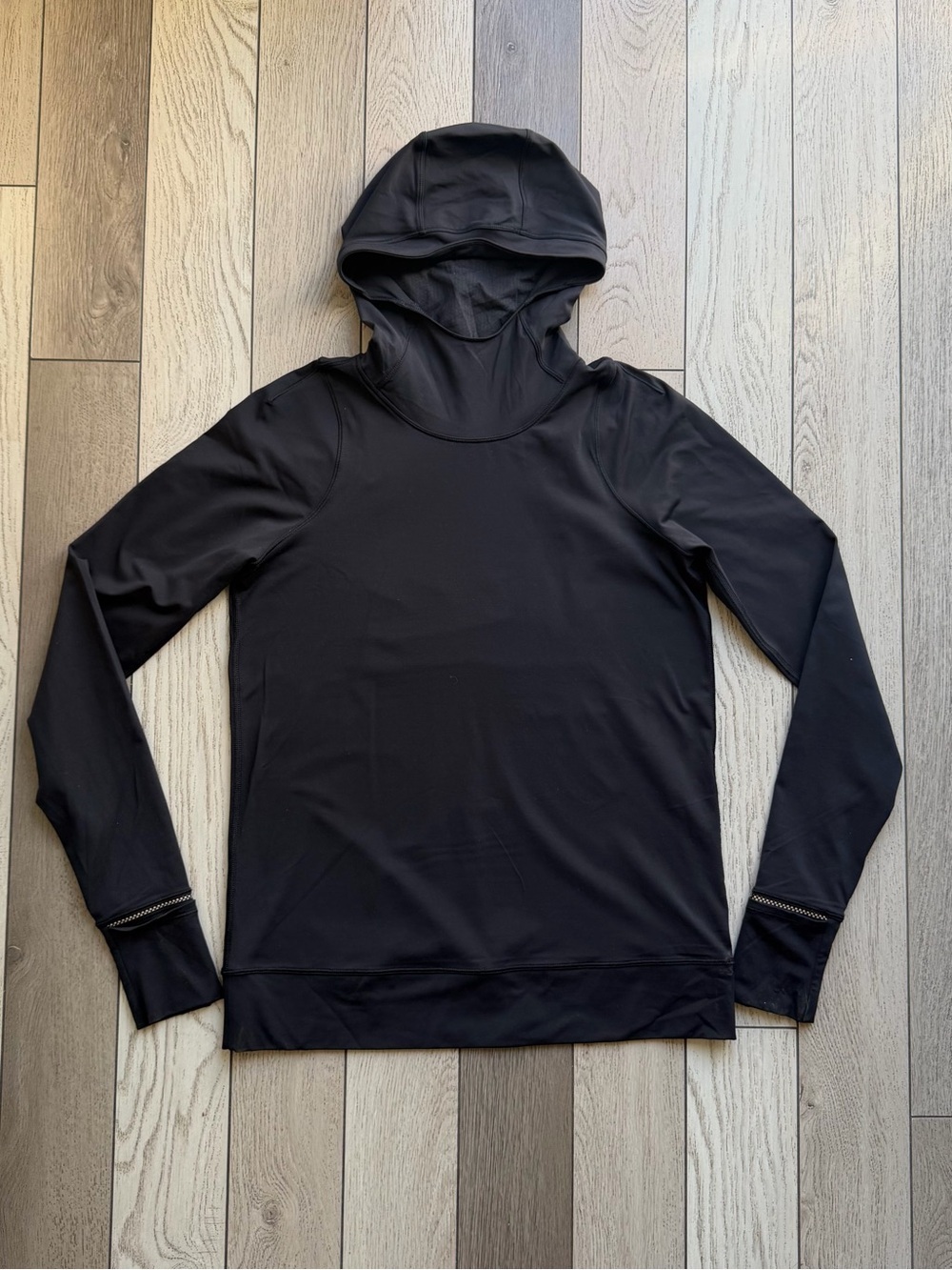 Lululemon Women’s Black Hooded Performance Pullover Jacket 6